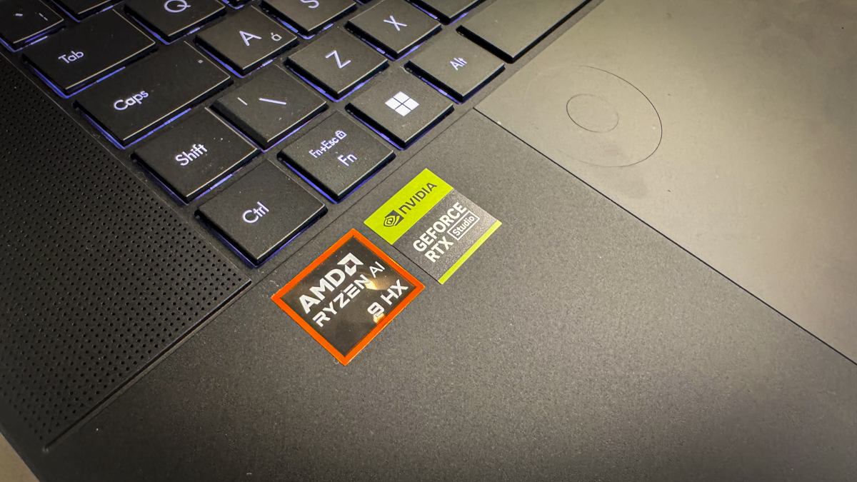 Обзор ноутбука Asus ProArt P16 H7606WX: вы не вернетесь к MacBook Pro картинка Ноутбук Asus ProArt P16 H7606WX: рабочая станция и OLED