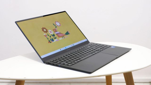 Ноутбук Chromebook с Fast Pass: игры AAA без рекламы