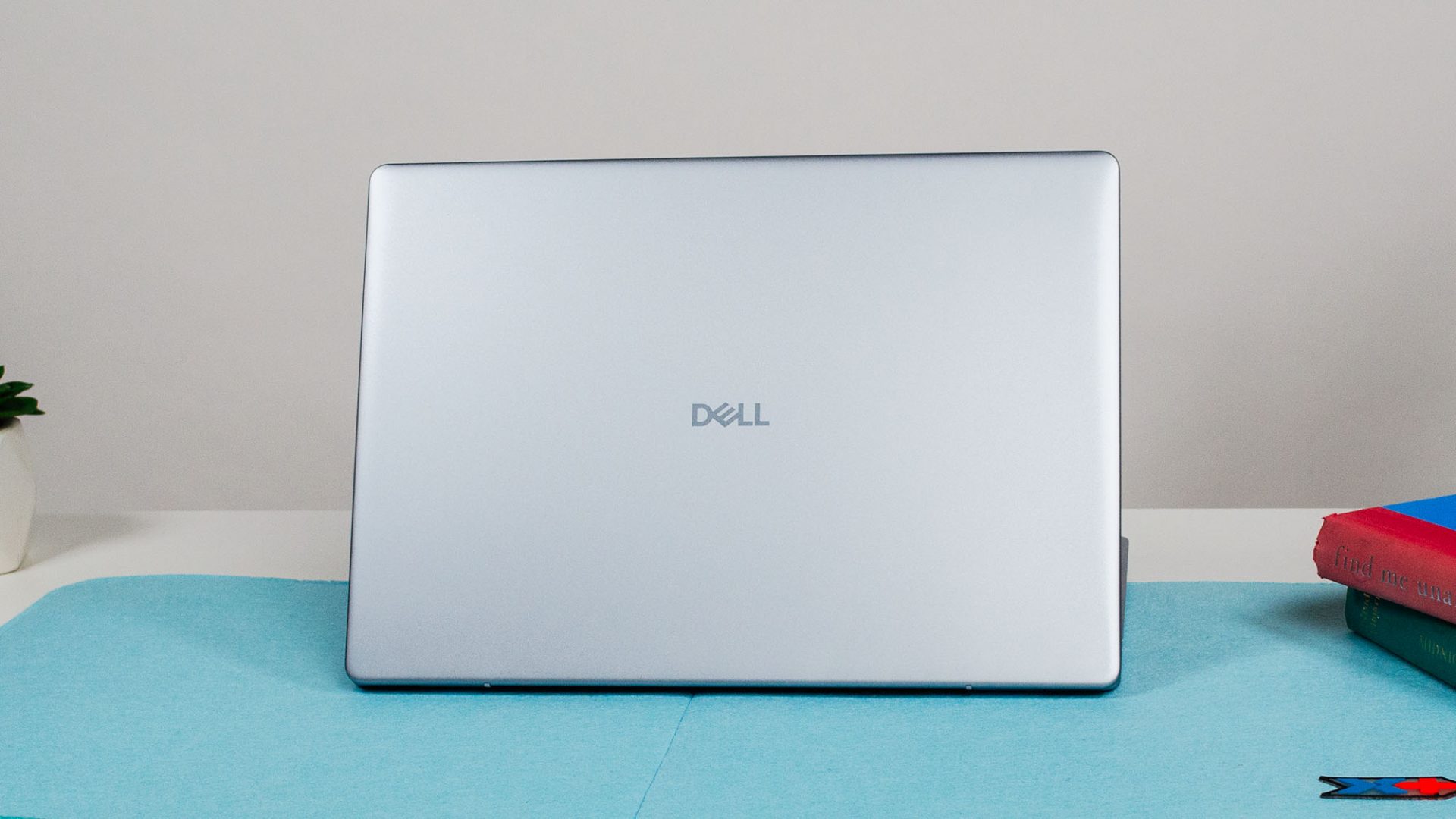 Обзор Dell 16 Plus — легкий и надежный ноутбук картинка Ноутбук Dell 16 Plus: стиль и производительность доступны