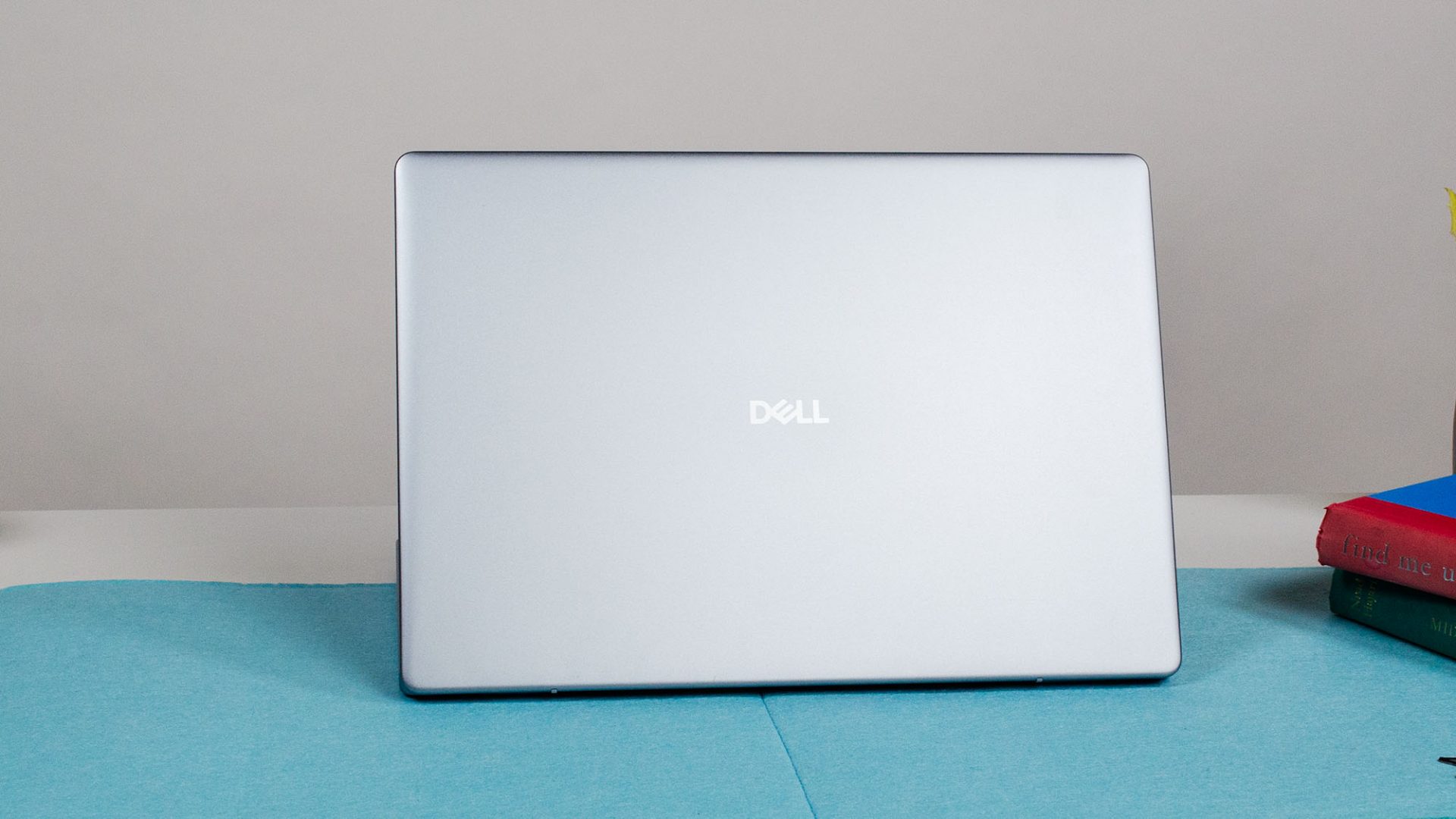 Обзор Dell 16 Plus — легкий и надежный ноутбук картинка Ноутбук Dell 16 Plus: стиль и производительность доступны