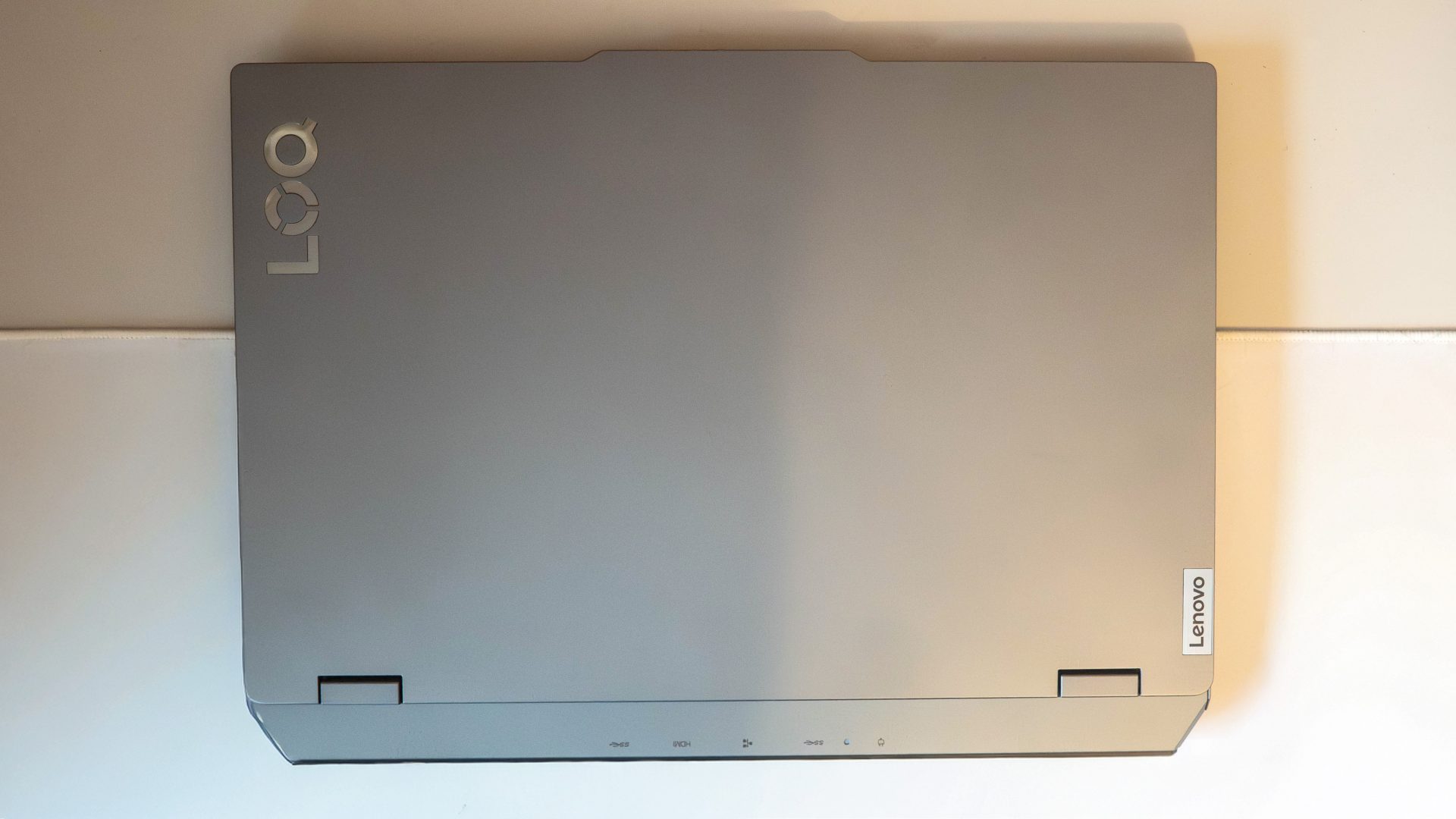 Ноутбук Lenovo LOQ 15IAX9: бюджетная машина тянет