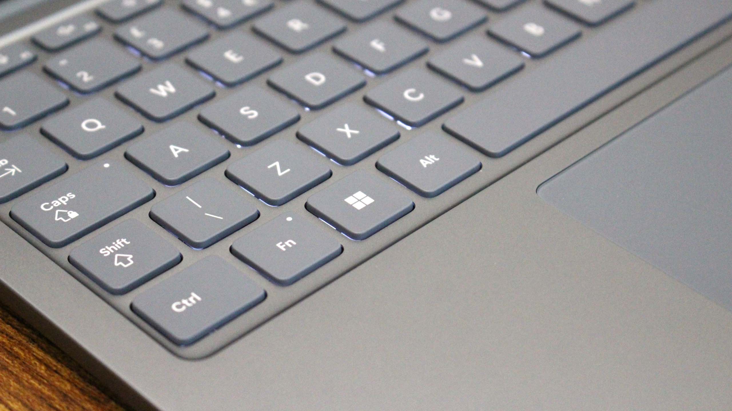 Ноутбук Surface Laptop 13 дюймов с Copilot+