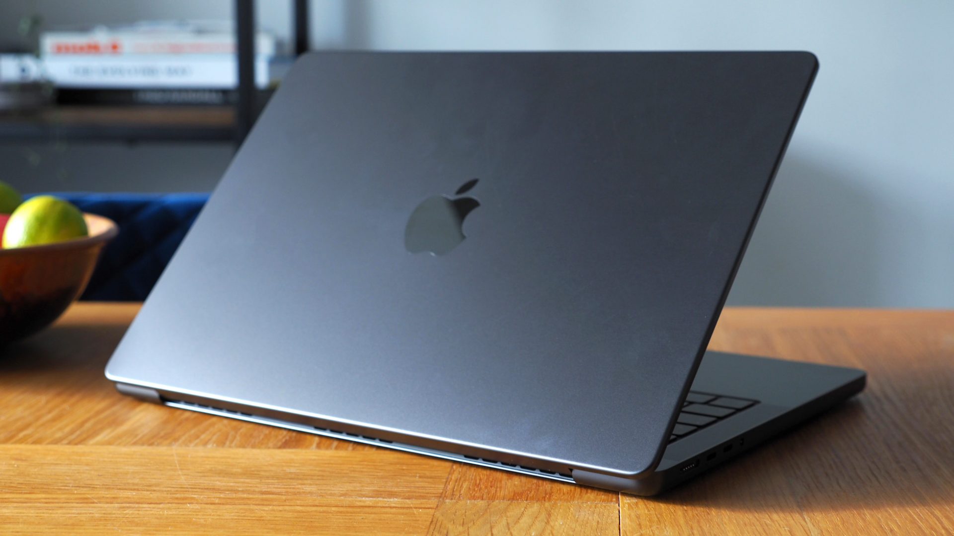 Новые MacBook Pro разделят на «хорошие» и «плохие». Вы зря ждали крутых обновлений