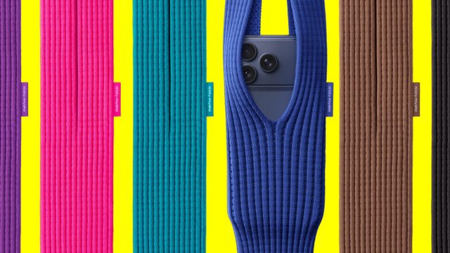 Новый позор Apple: зачем компания продает носок для iPhone Pocket за 12 тысяч рублей?