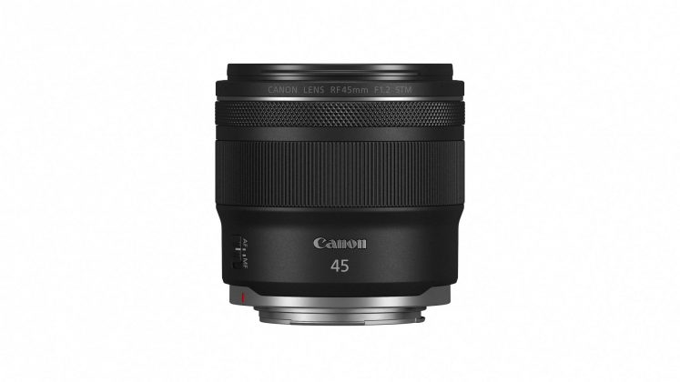 Объектив Canon RF 45mm f/1.2 STM впечатляет
