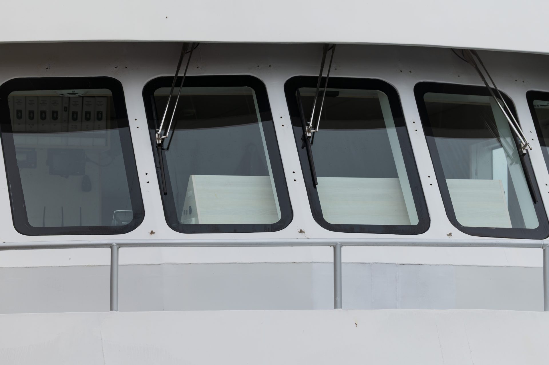 Обзор Laowa 200mm f/2 AF FF: готов потягаться с мощными объективами картинка Объектив Laowa 200mm f/2 AF FF: светосильная «двухсотка»