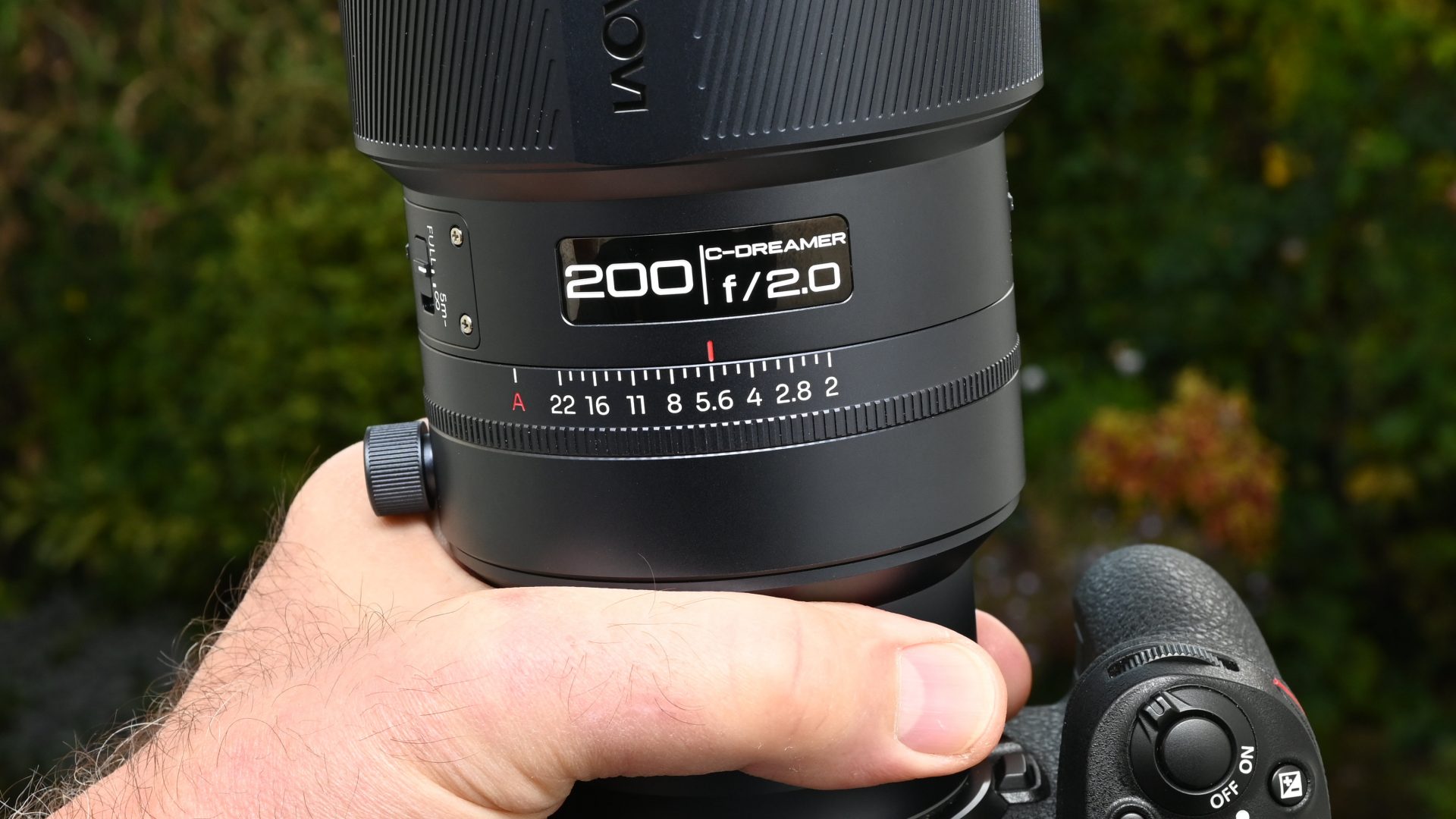 Обзор Laowa 200mm f/2 AF FF: готов потягаться с мощными объективами картинка Объектив Laowa 200mm f/2 AF FF: светосильная «двухсотка»