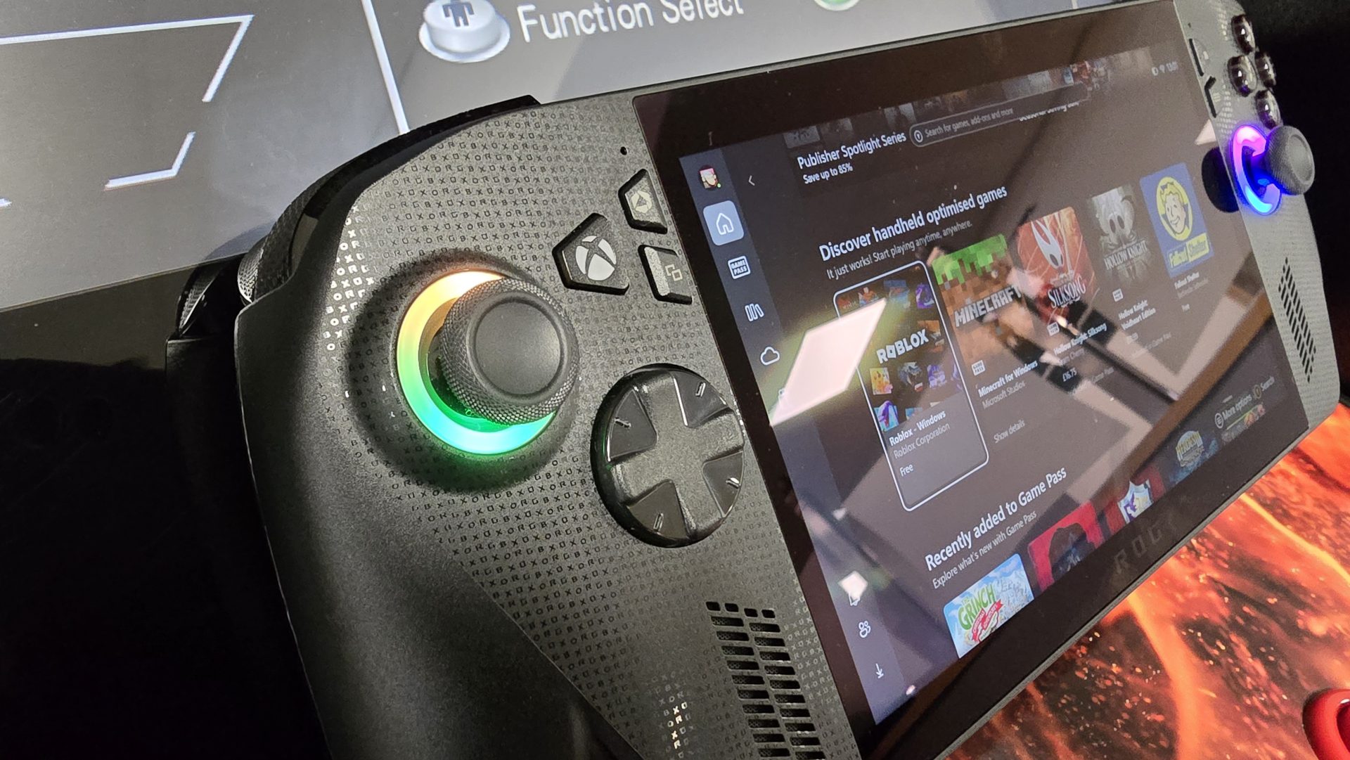 Обзор Asus ROG Xbox Ally X — портативная игровая консоль