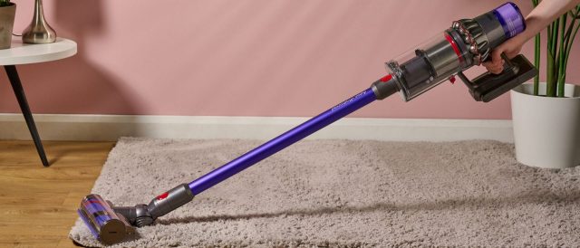 Обзор Dyson V11 — отличная уборка ковров и шерсти1 Обзор Dyson V11 — мощный пылесос для ковров и шерсти