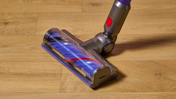 Обзор Dyson V11 — отличная уборка ковров и шерсти
