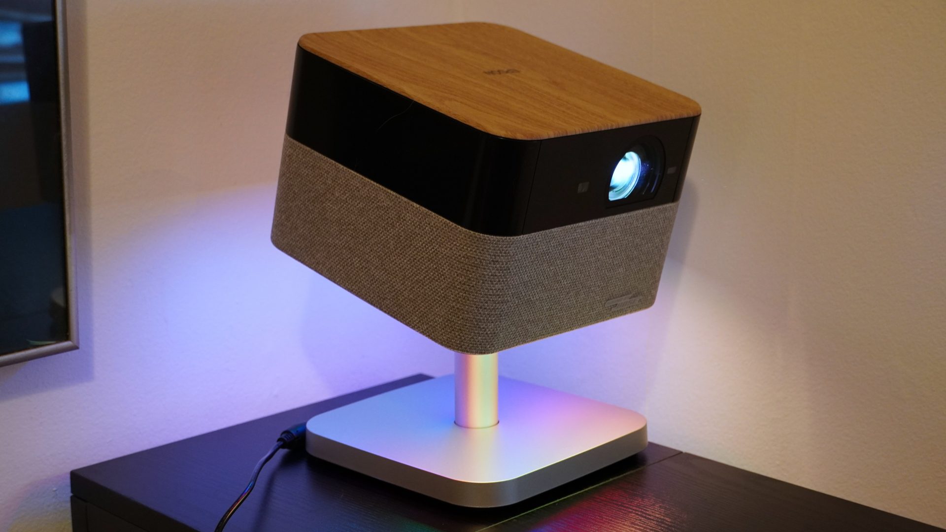 Обзор Epson Lifestudio Flex Plus — проектор в 4K