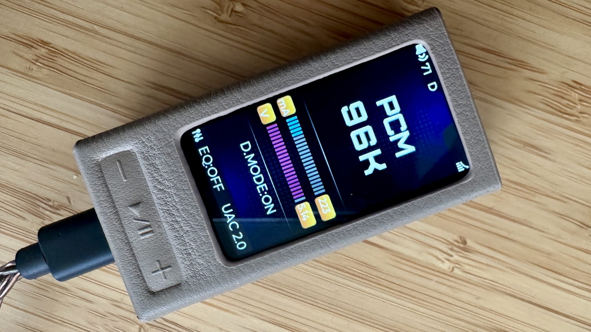 Обзор FiiO QX13 — портативный ЦАП-усилитель для смартфона картинка Обзор FiiO QX13 — портативный ЦАП для смартфонов