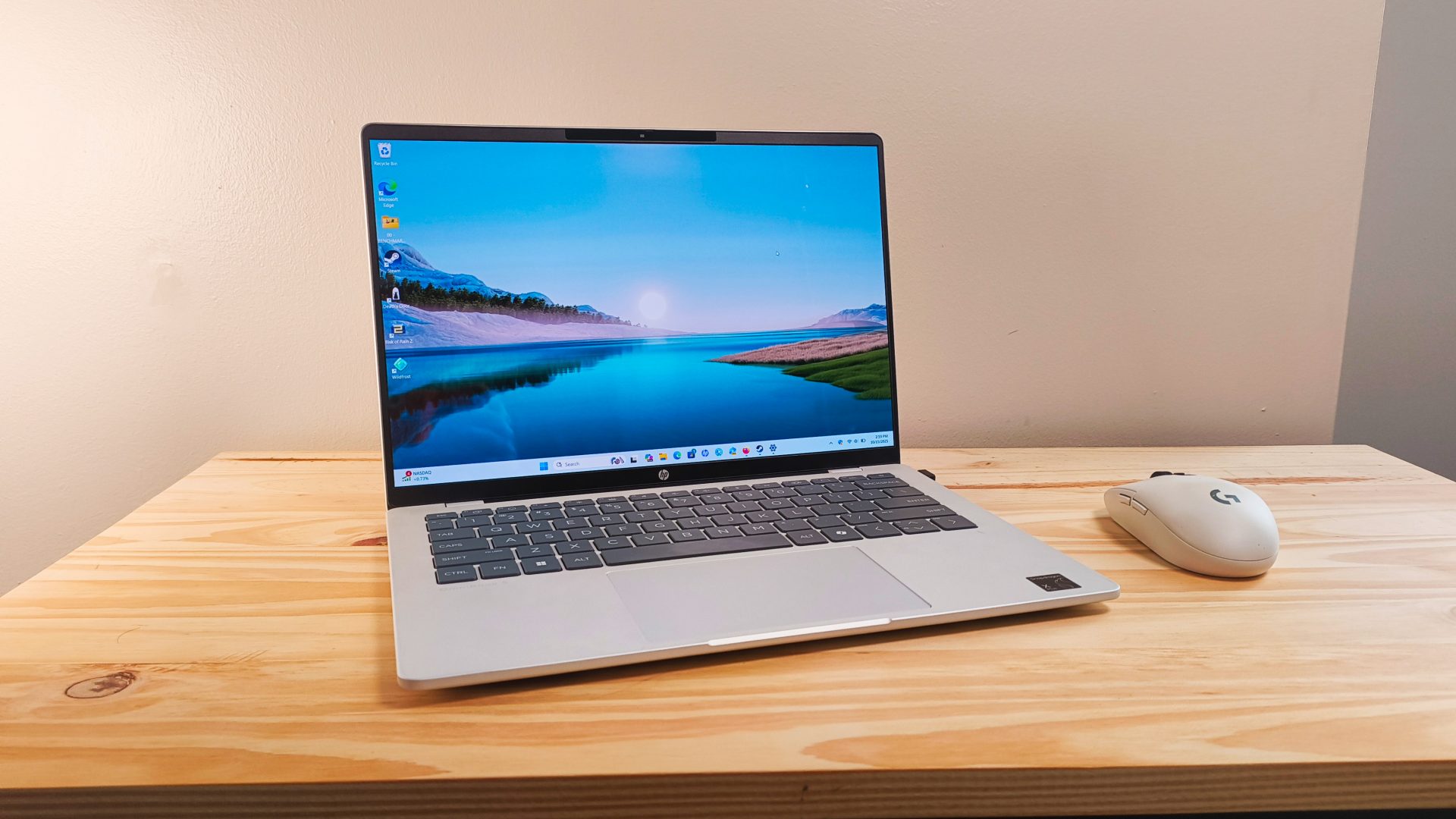 Обзор HP OmniBook 5 14 — батарея и яркий экран