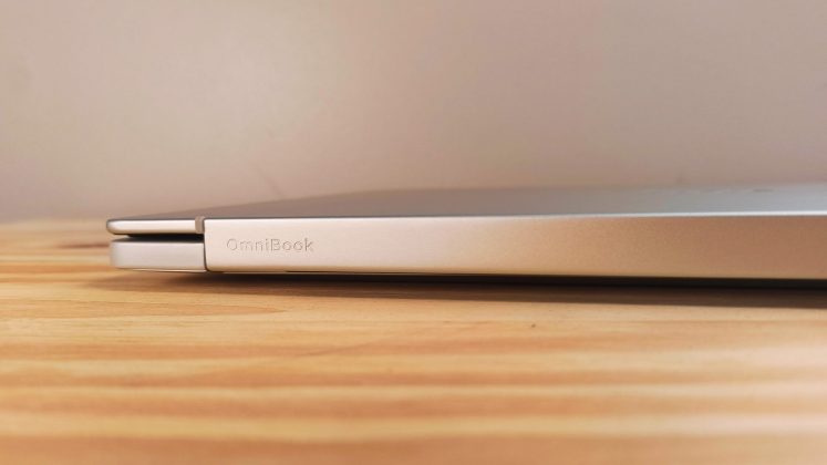 Обзор HP OmniBook 5 14 — батарея и яркий экран