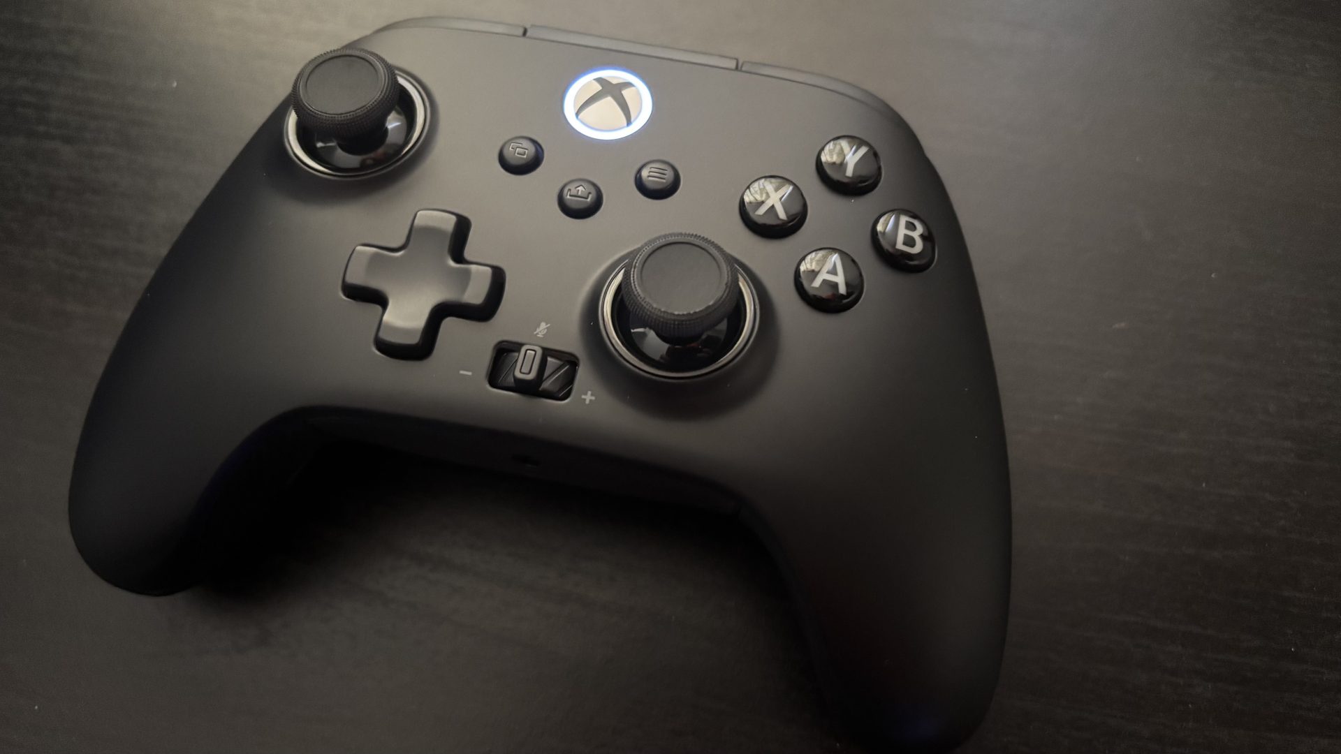 Обзор PowerA Fusion Pro Wireless — геймпад для Xbox картинка Обзор PowerA Fusion Pro Wireless — контроллер для Xbox