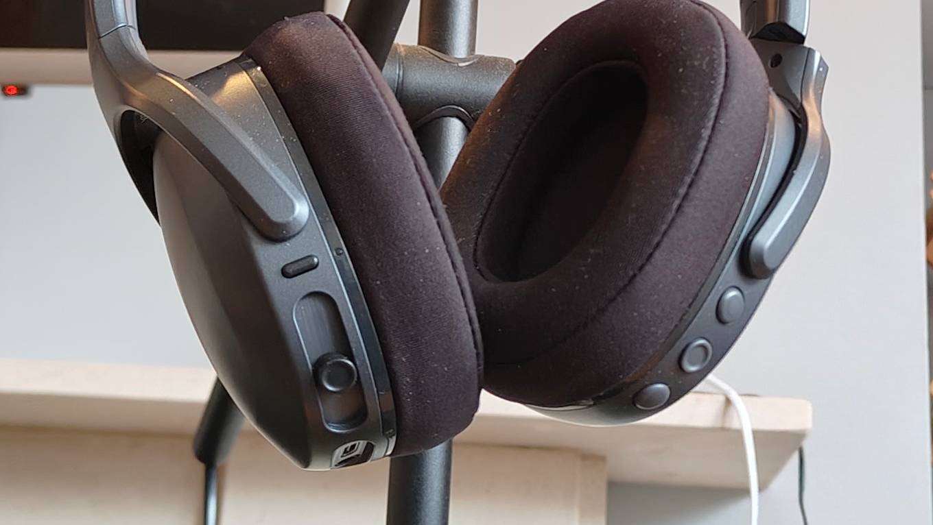 Обзор Skullcandy Crusher 540 Active — спортивные наушники картинка Обзор Skullcandy Crusher 540 Active — для тренировок