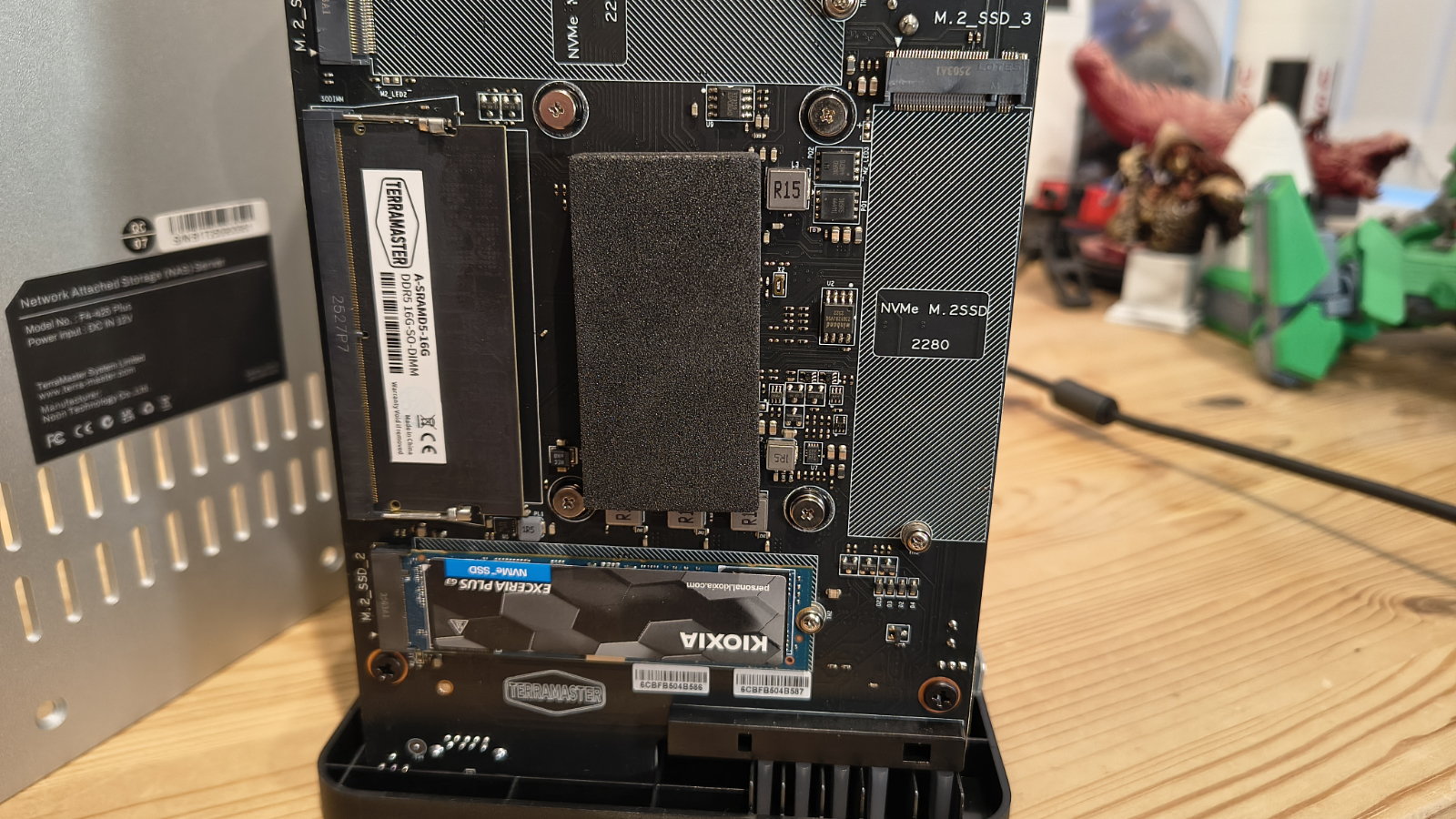 Обзор TerraMaster F4-425 Plus — доступный NAS на 144 ТБ