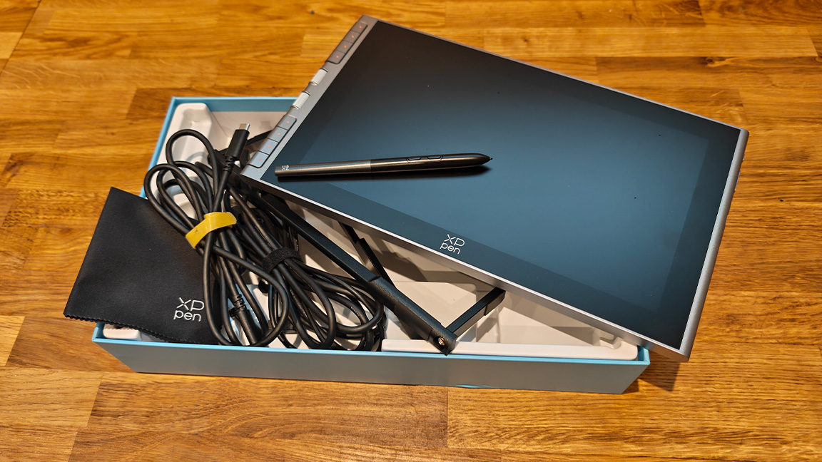 Планшет XPPen Artist 12: обновление стало взрослым