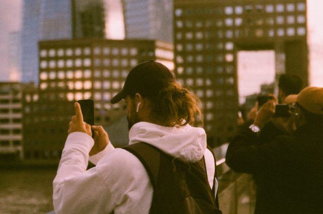 Плёнка Harman Phoenix II создаёт уникальный ретро-стиль