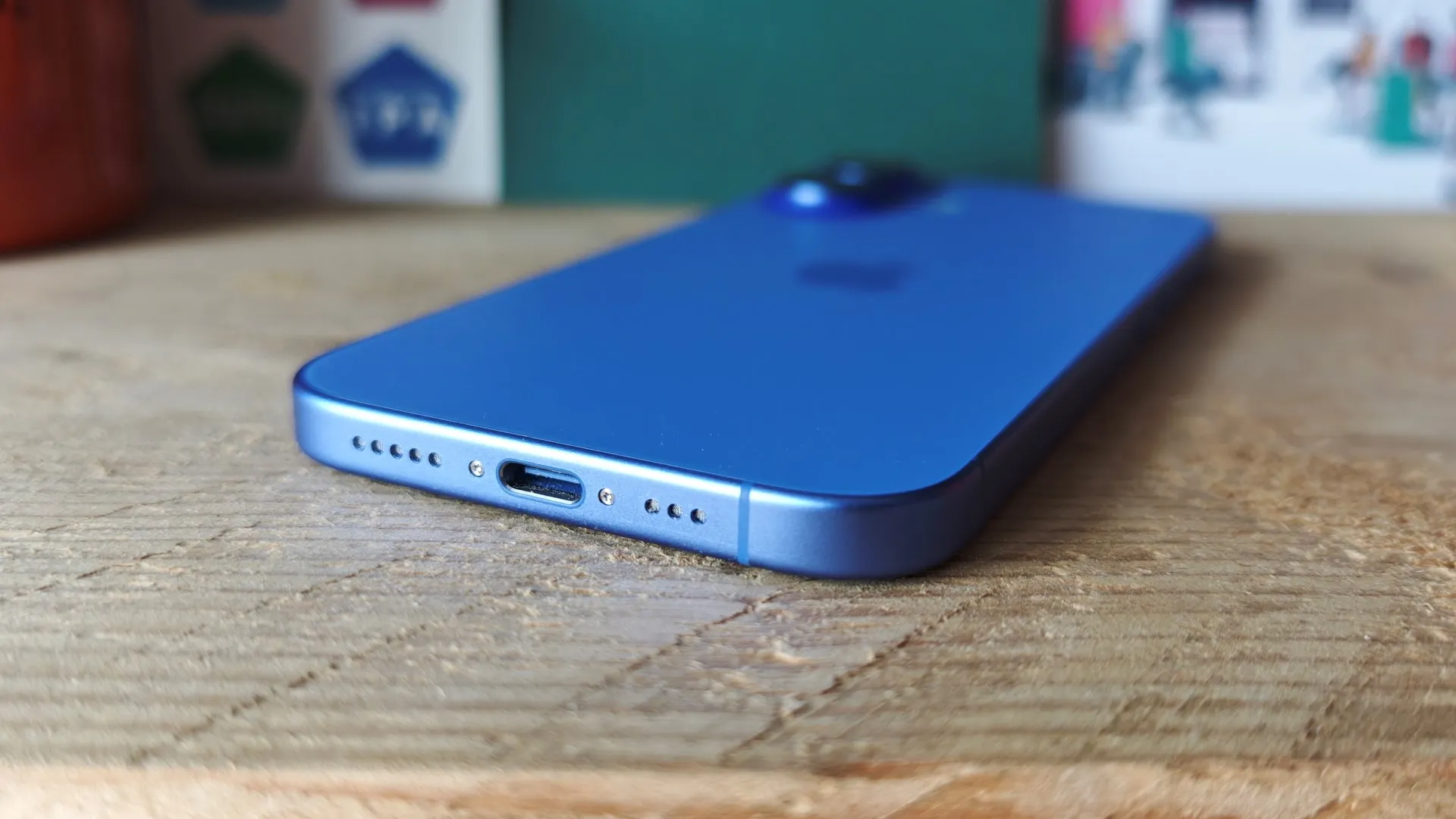 Полный хаос с iPhone 18 Apple выпустит шесть моделей, уберет черный цвет и запутает всех