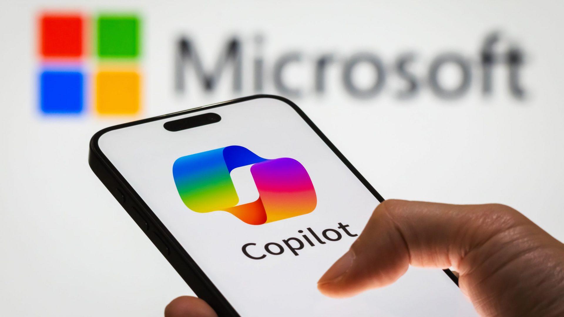 532234Microsoft 365 Copilot получает Sora 2 и выходит в корпоративный мир