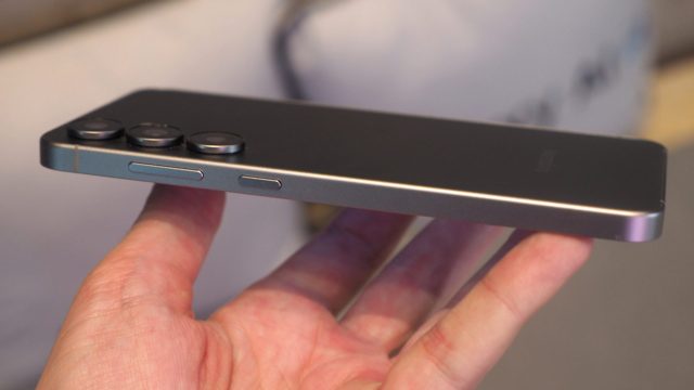 Прощай, единый процессор Samsung Galaxy S26 снова разделят на «плохую» и «хорошую» версии