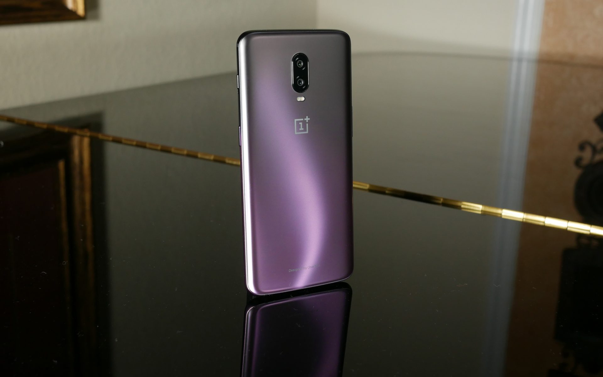 Провал OnePlus Ace 6T: компания запуталась в названиях и ворует старый дизайн