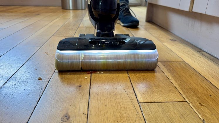 Пылесос Eureka RapidWash 730 для сухой и влажной уборки