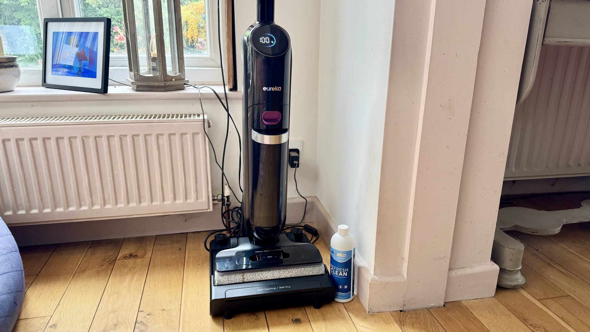 Пылесос Eureka RapidWash 730 для сухой и влажной уборки