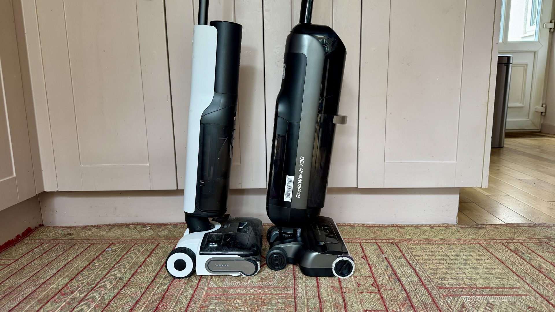 Пылесос Eureka RapidWash 730 для сухой и влажной уборки