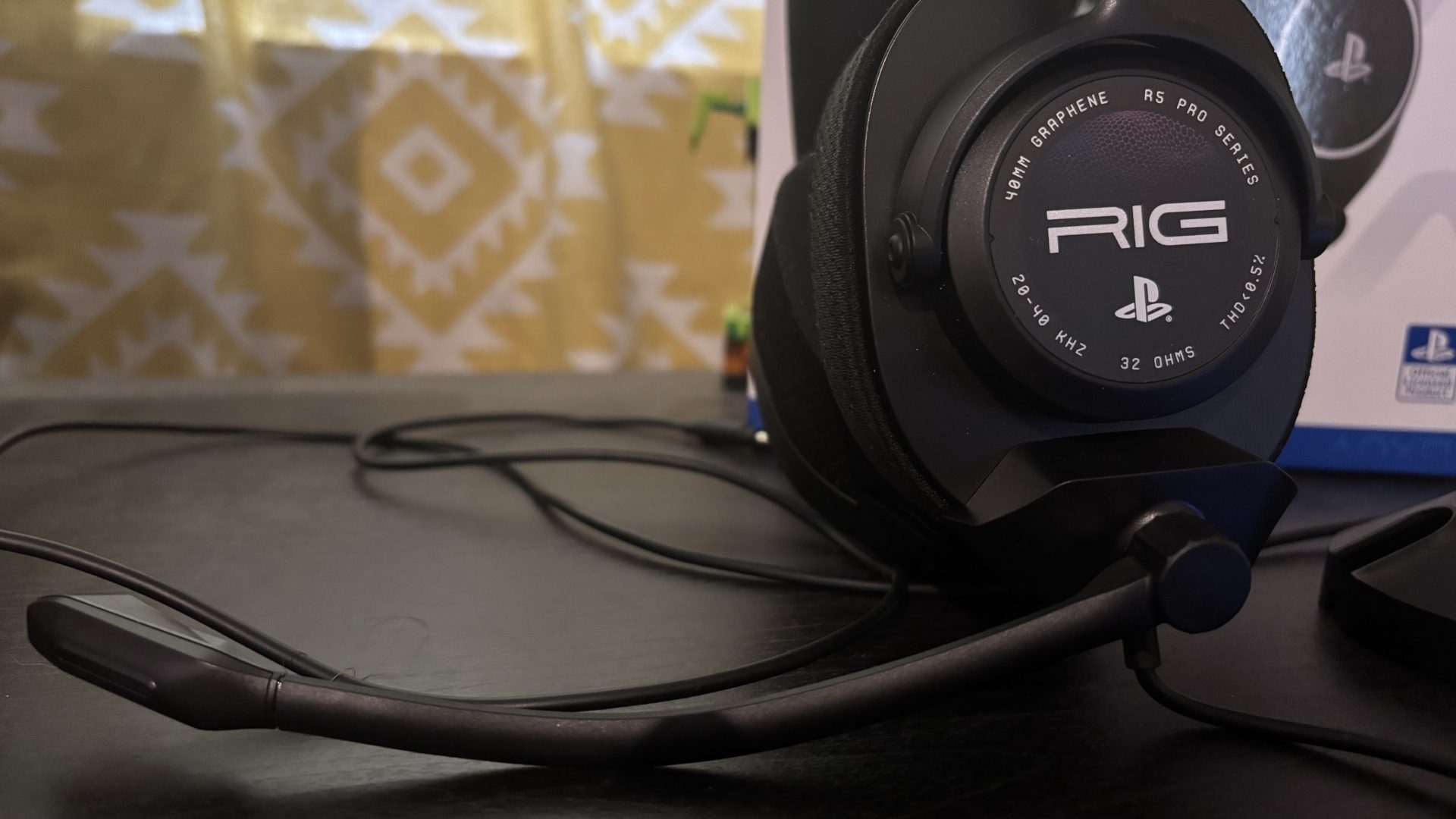 Обзор RIG R5 Spear Pro HS — игровая бюджетная гарнитура картинка RIG R5 Spear Pro HS — бюджетная гарнитура для игроков