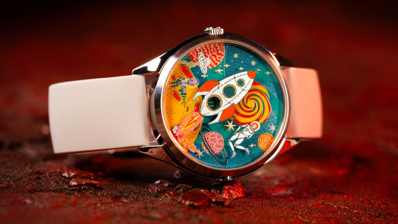 С часами Mr Jones Watches Continuum все не так: ни стрелок, ни цифр, а цена — космос