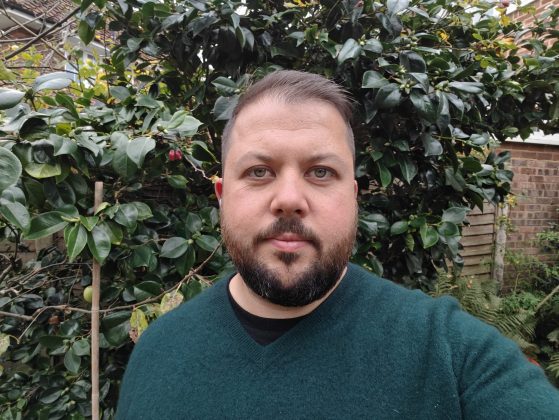 С OnePlus 15 что-то не так компания зря отказалась от своих главных фишек