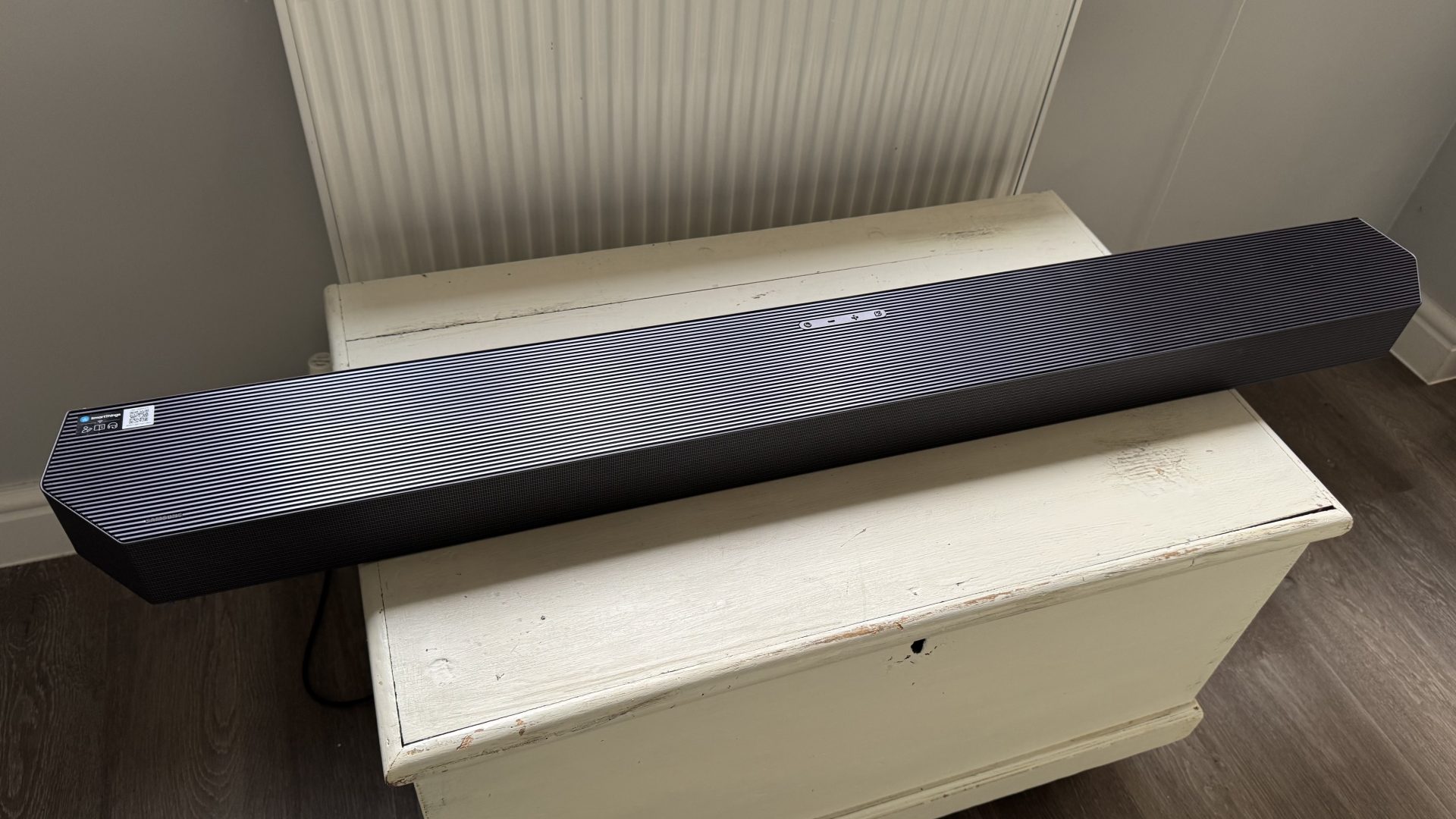 Саундбар Samsung HW-Q990F с кубическим сабвуфером