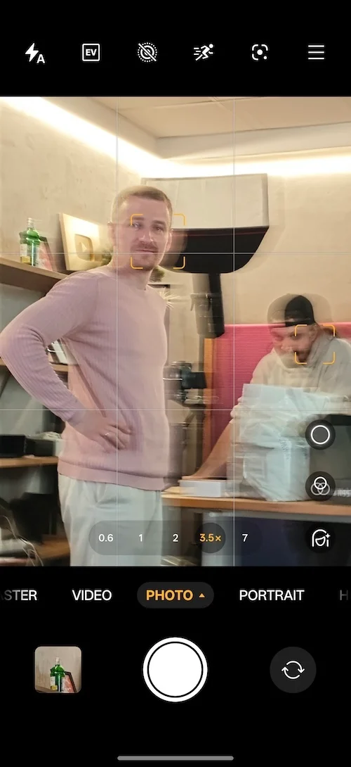 Обзор OnePlus 15: аутсайдер возвращается картинка OnePlus 15
