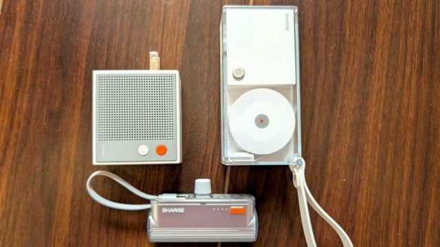 Sharge Pixel 140 и Flow Mini 2: винтажный дизайн и зарядка