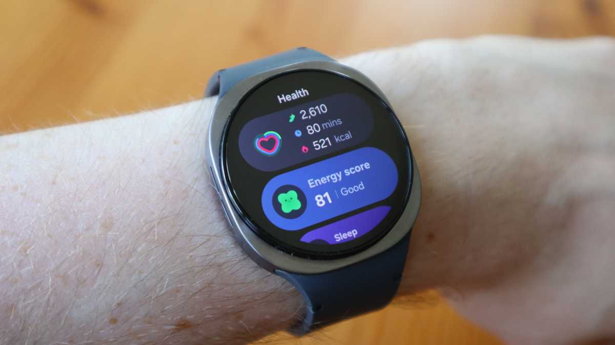 Galaxy Watch 6 получают мегаобновление One UI 8 бесплатно картинка Смарт-часы Galaxy Watch 6 и свежий One UI 8 Watch