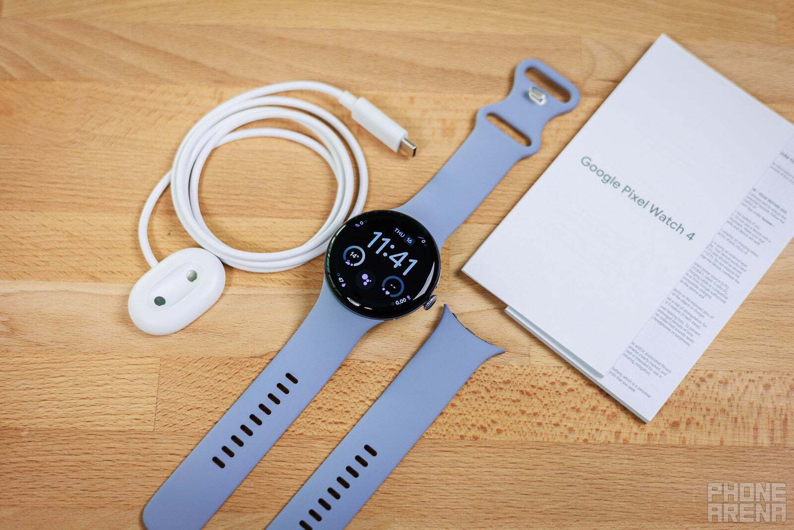 Смарт-часы Pixel Watch 4: как их функции подводят