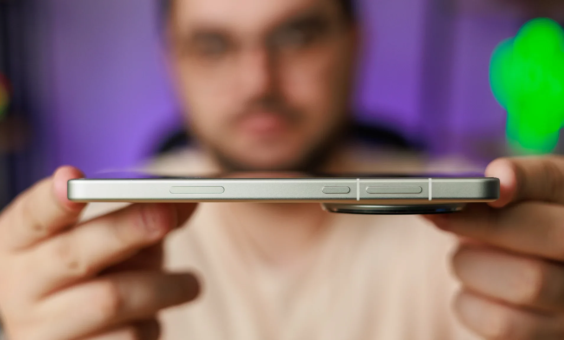 Игра в догонялки: Как одна кнопка Apple поставила на уши весь Android-лагерь