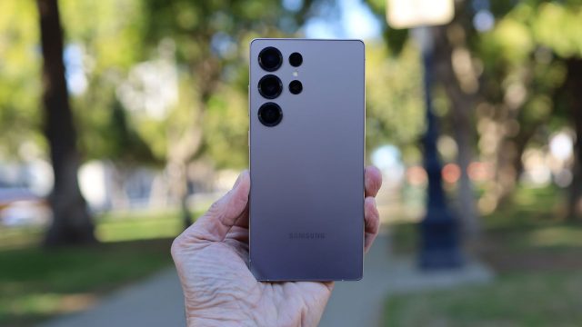 Смартфон Galaxy S26 Ultra: камера почти как S25 Ultra