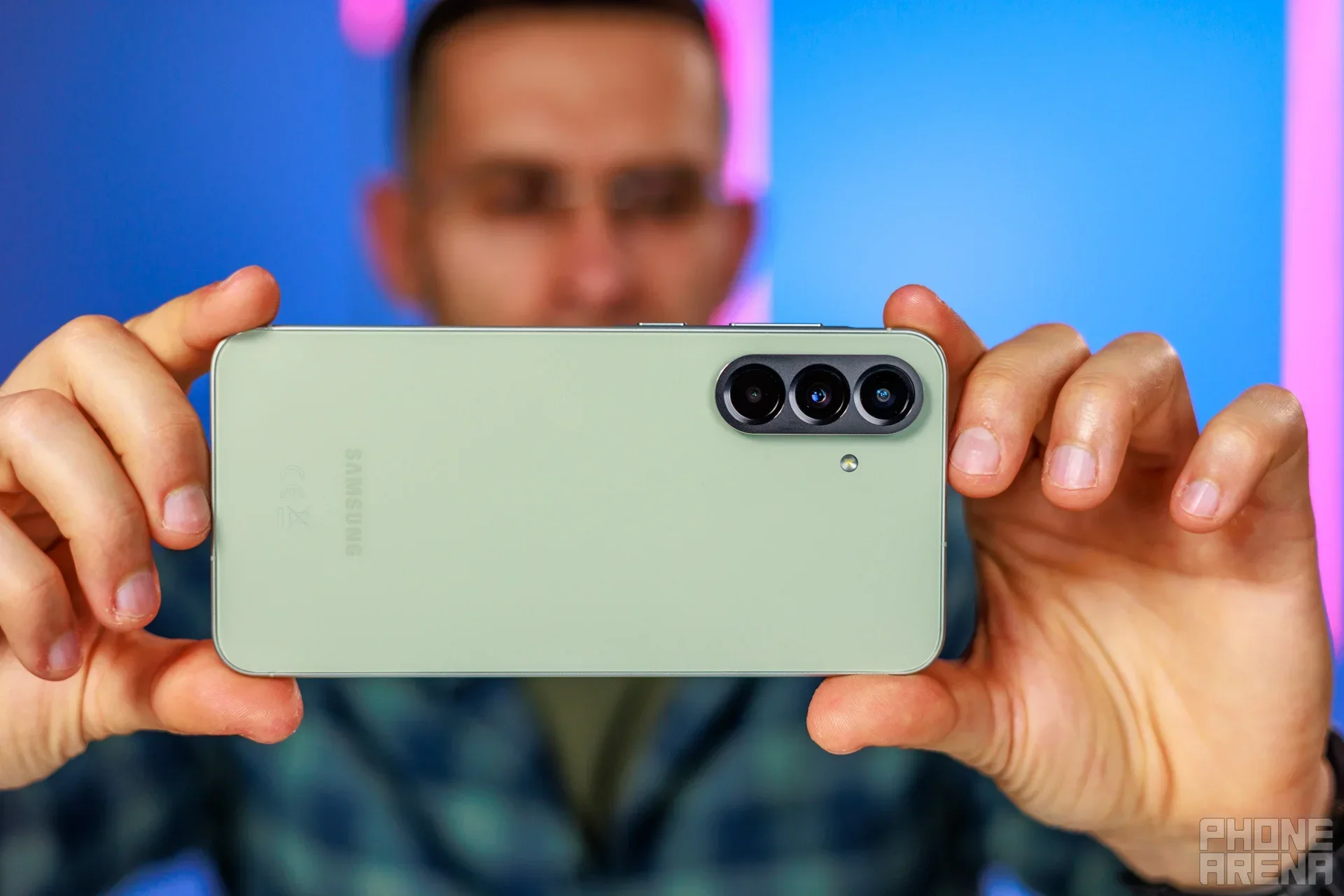 Смартфон Galaxy S26: возвращение к традиции