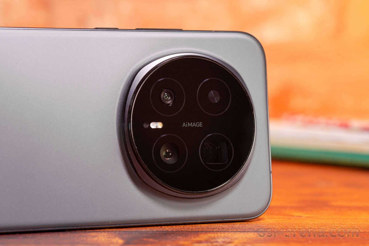 Смартфон Honor Magic8 Pro с новым телеобъективом