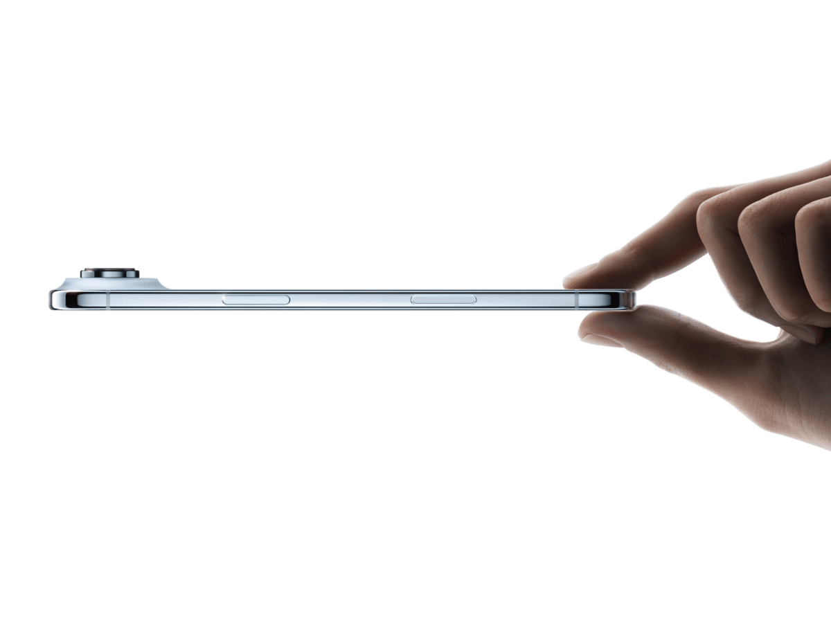 Смартфон iPhone 17 и iPhone Air: эволюция от 3G до AI