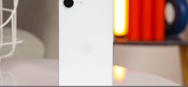 Смартфон iPhone 17e получит фронталку 18 Мп и чип A19