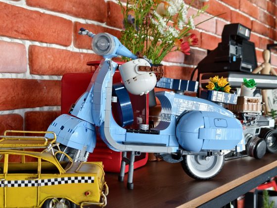 Смартфон iQOO 15: апгрейд дисплея, новая камера