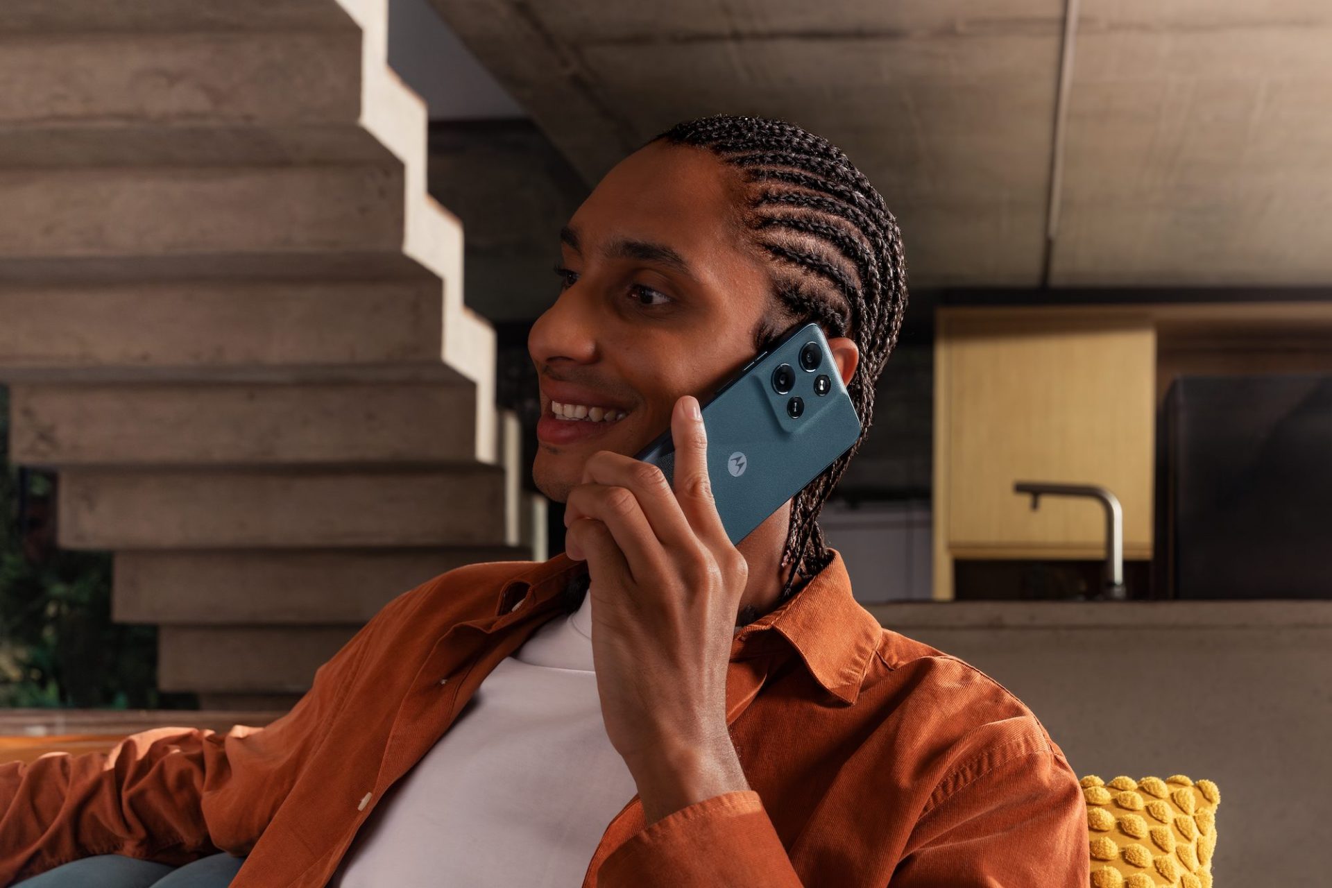 Смартфон Moto G Play 2026: стиль, 5G и надёжность