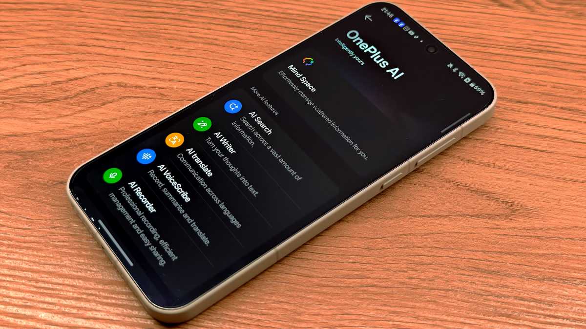 Смартфон OnePlus 15: автономность и скорость поражают