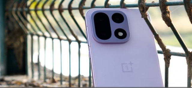 Смартфон OnePlus 15: кастомные чехлы, новый дизайн