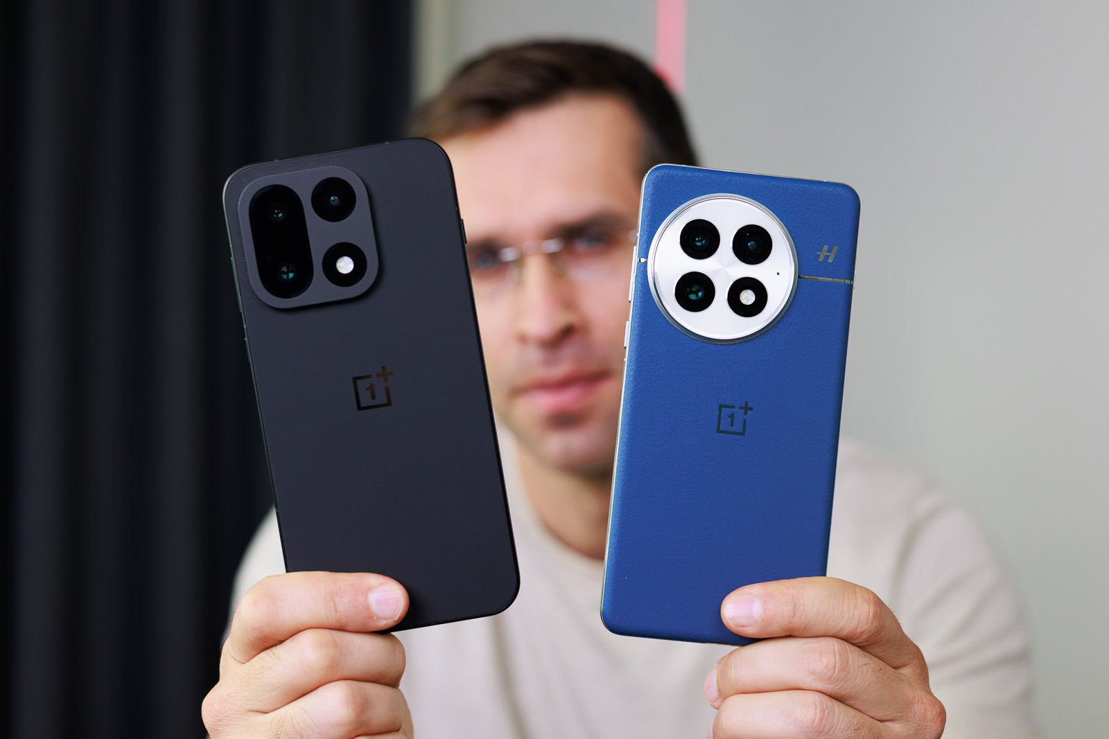 Смартфон OnePlus 15 раскрывает рекордную батарею