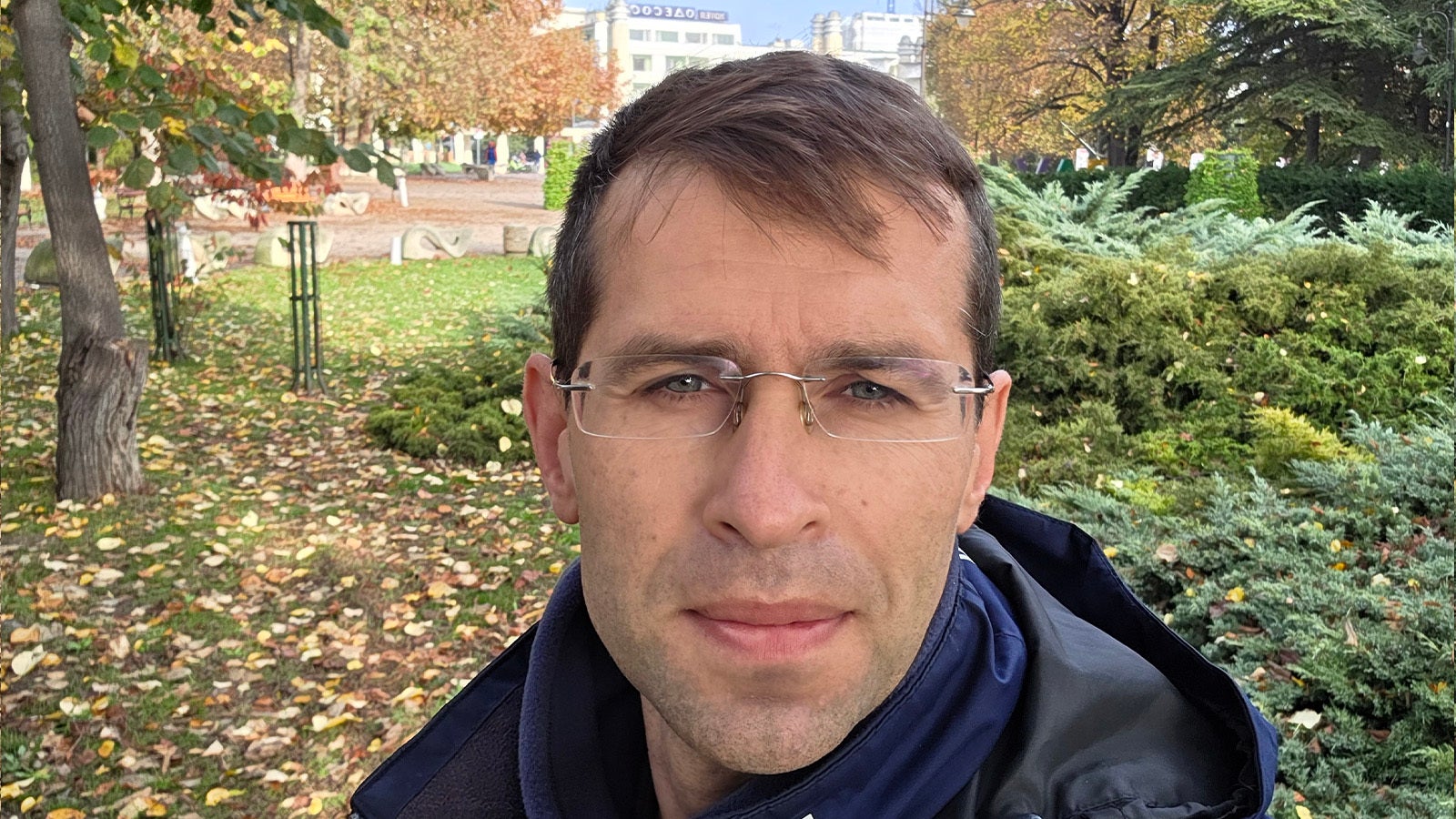 OnePlus 15 против Galaxy S25 Ultra: камера шокирует всех картинка Смартфон OnePlus 15 с выгодной скидкой и бонусами